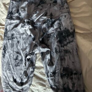 lululemon athletica Black Gray Tie-Dye Athletic Shorts